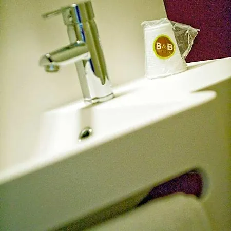 Lille Campus Gare Hotell 2*